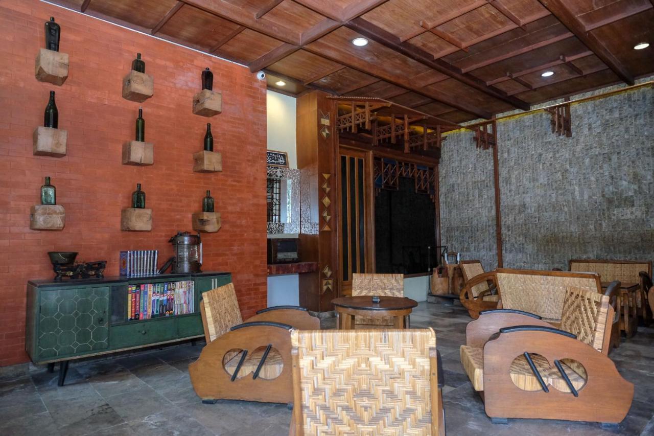 Urbanview Hotel Syariah Wisnugraha By Reddoorz Yogyakarta Exterior foto